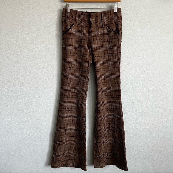 Alice + Olivia Brown Tweed Plaid Flared Leg Pants. Size 0 - Picture 3 of 11